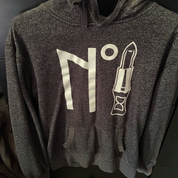 Large sweatshirt - Picture 3 of 3